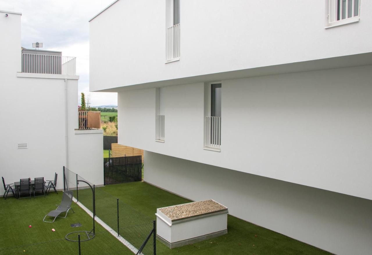 Flat2Go Modern Apartments - Harmony Of City And Nature Вена Экстерьер фото