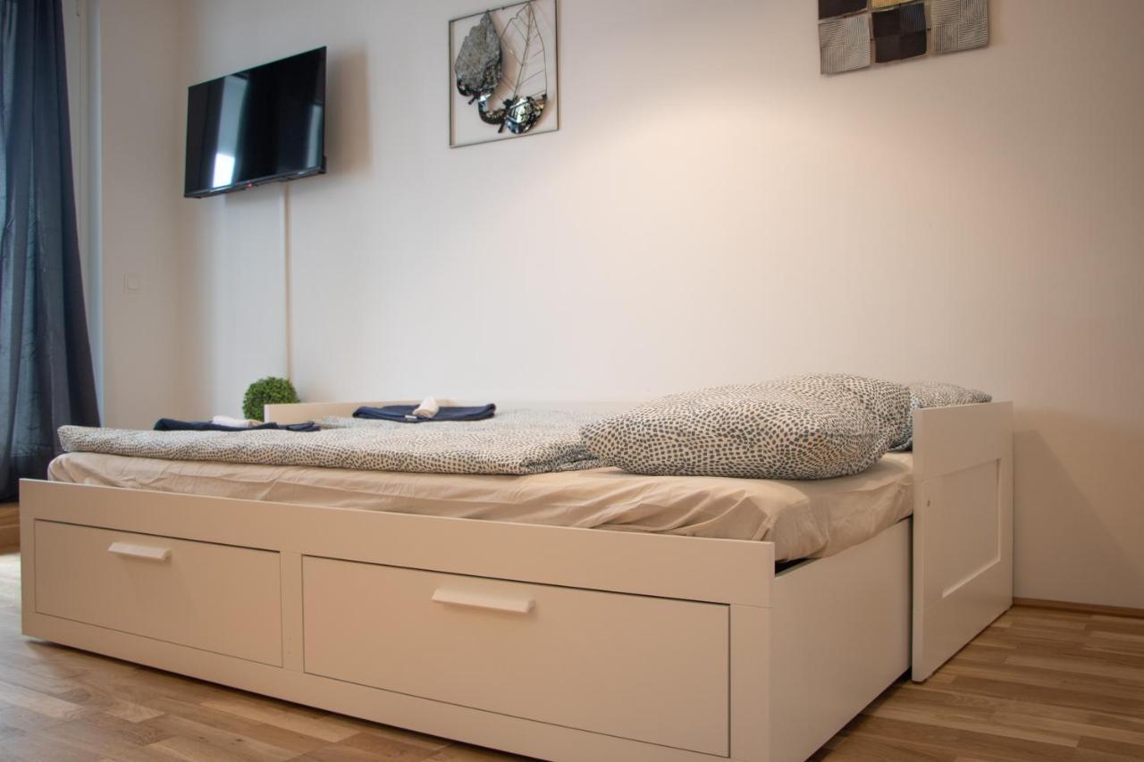 Flat2Go Modern Apartments - Harmony Of City And Nature Вена Экстерьер фото